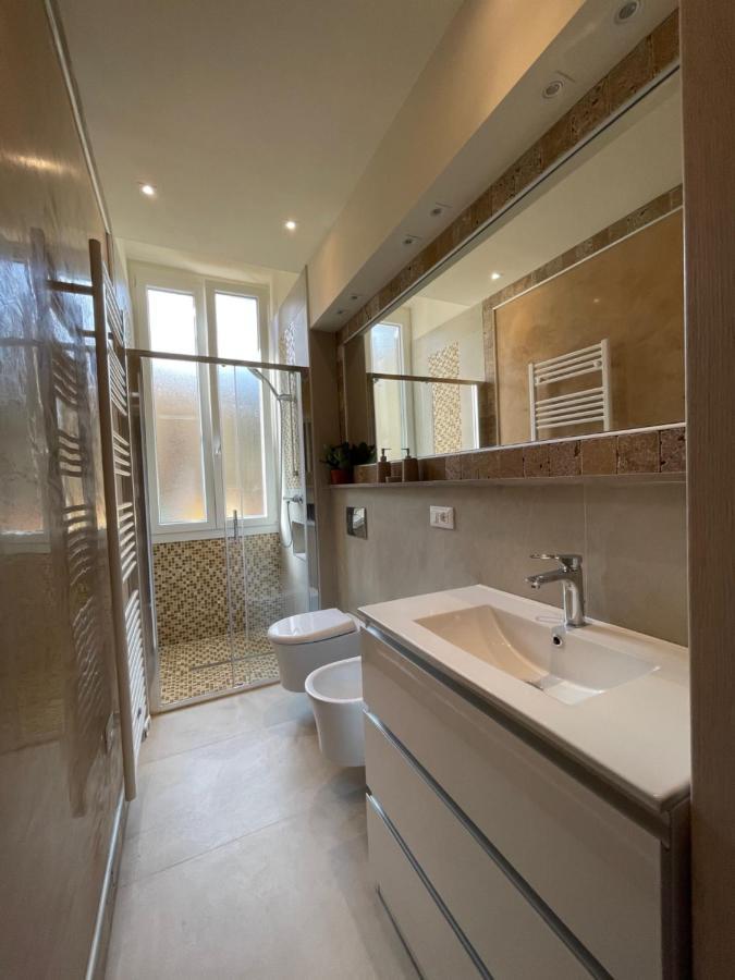Luxury Careggi Apartment Firenze Bagian luar foto